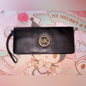 Michael Kors Fulton Wristlet/Wallet 🖤